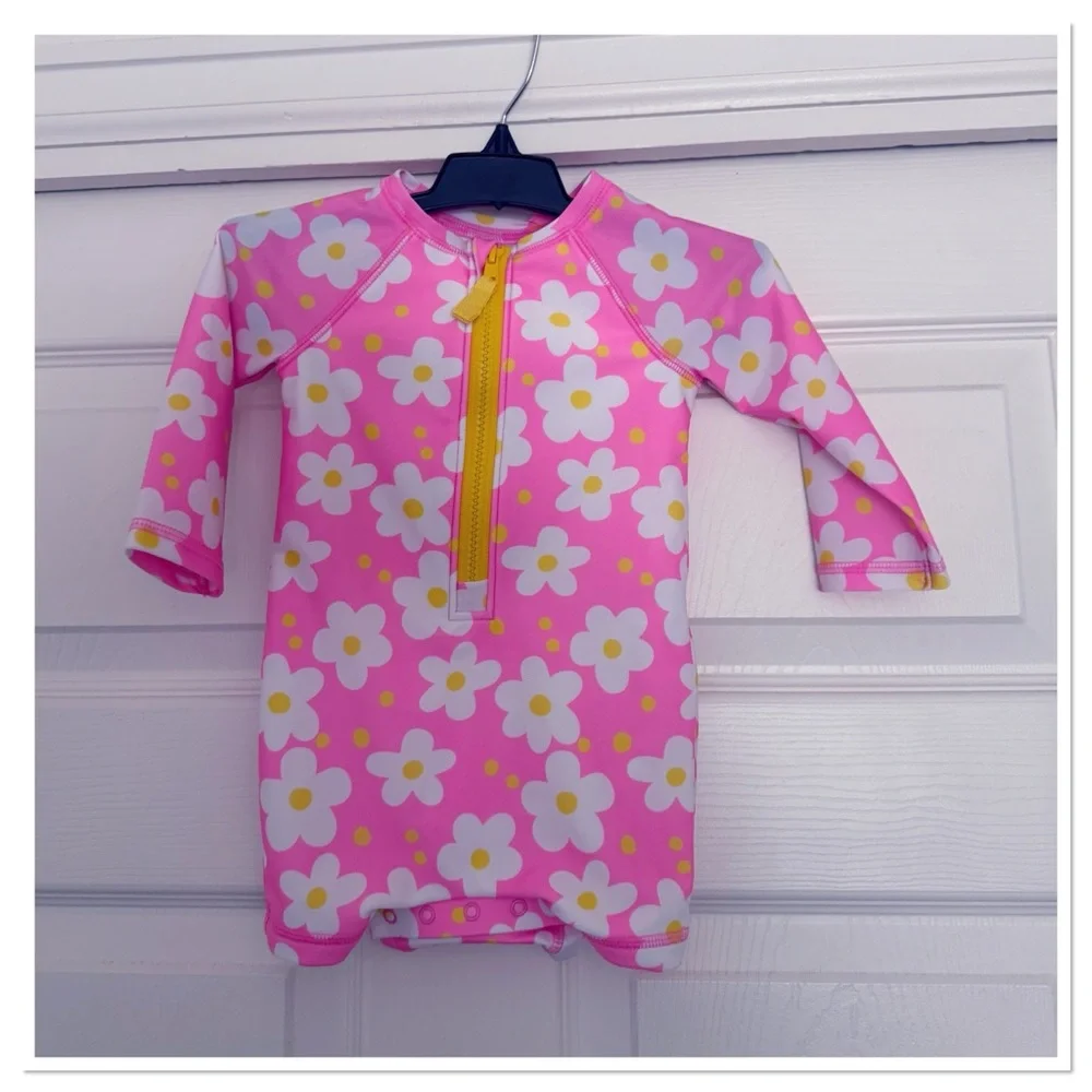 Girl’s Long Sleeve Rash Guard Swimsuit Pink Floral Cat & Jack